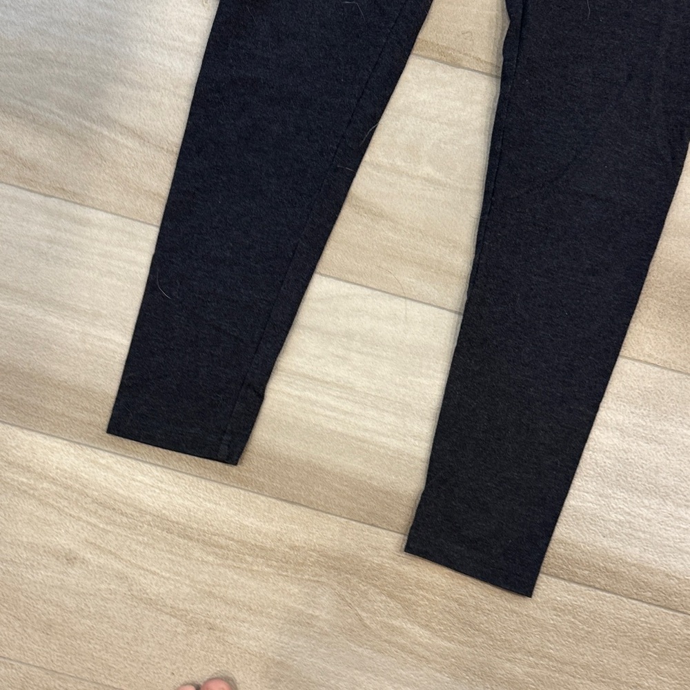 Victoria's Secret Black Leggings - Picture 4 of 6